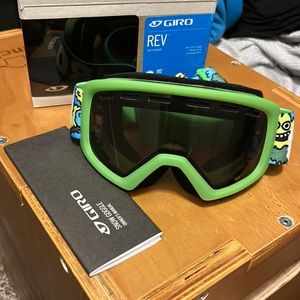 Giro Rev Youth Medium Sports Goggle Vented/AntiFog Lens